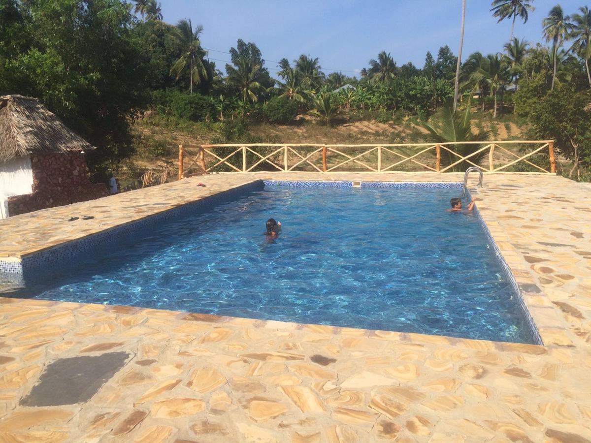 Kizungu Emerald Bay Resort מראה חיצוני תמונה
